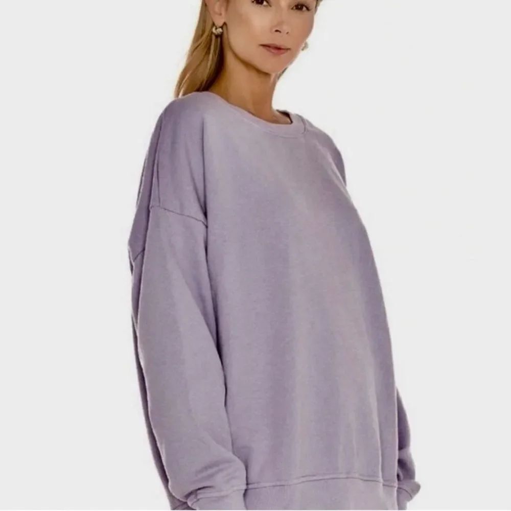 Sage Women's Sweater in Soft Gray